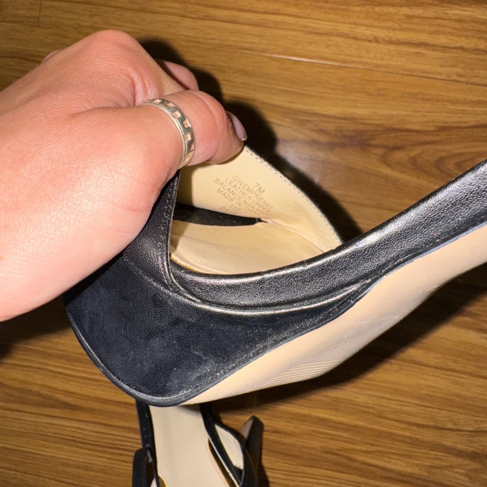 Guess Elegant Black Platform Heels - Picture 4 of 8